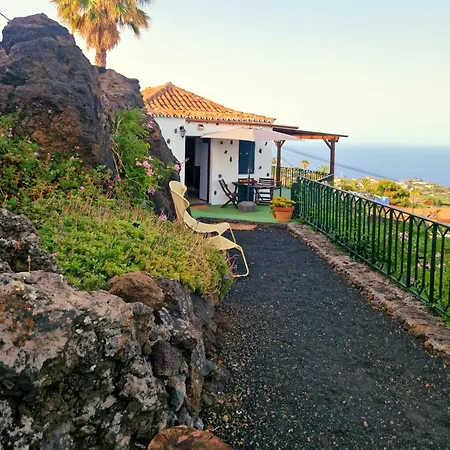 Casita Canaria Con Vista Landhaus Breña Baja